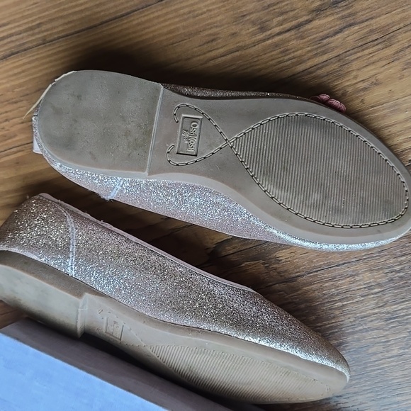 OshKosh B'gosh Pink Sparkly Ballet Flats With Flowers Size 11 Toddler - Picture 3 of 6